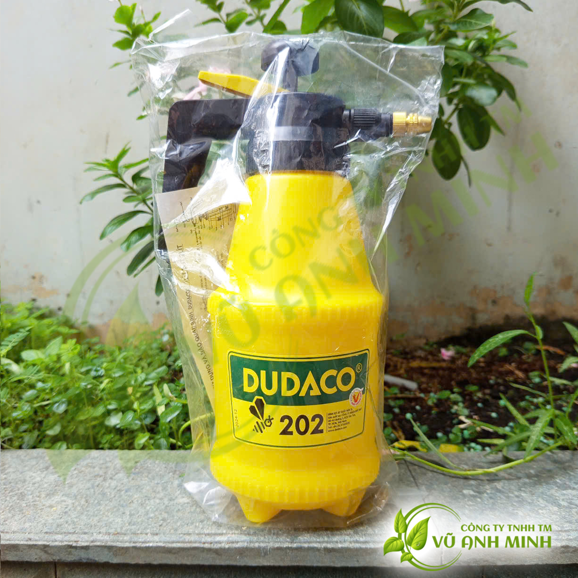 Bình xịt tưới cây Dudaco 2 lít - #005C#