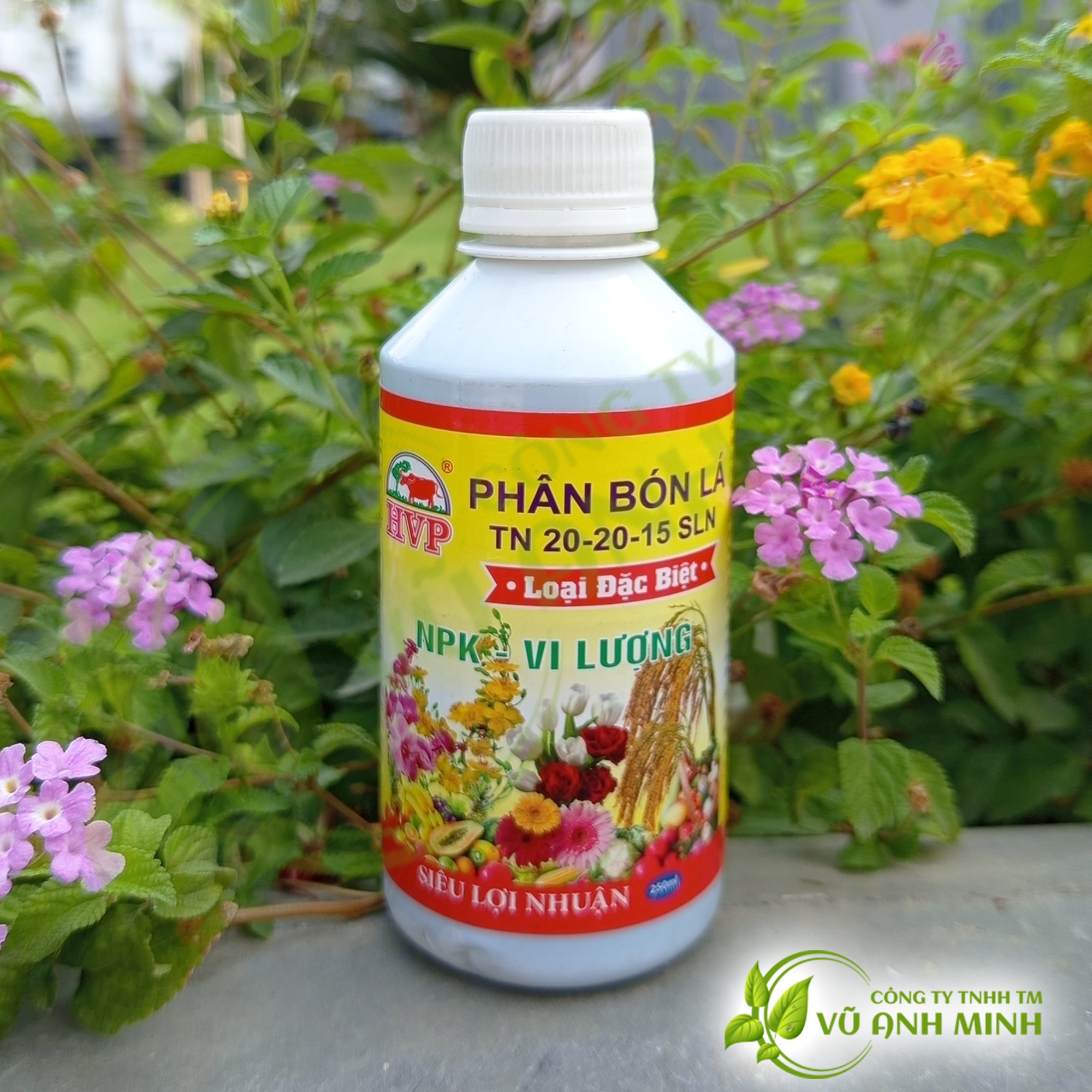 Phân bón lá NPK vi lượng TN 20-20-15 SLN - #233A# - 250ml